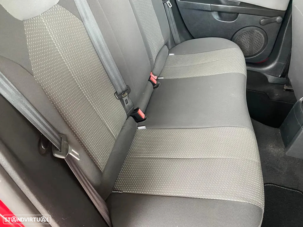 SEAT Leon 1.6 TDI DPF E-Ecomotive Style Copa - 24