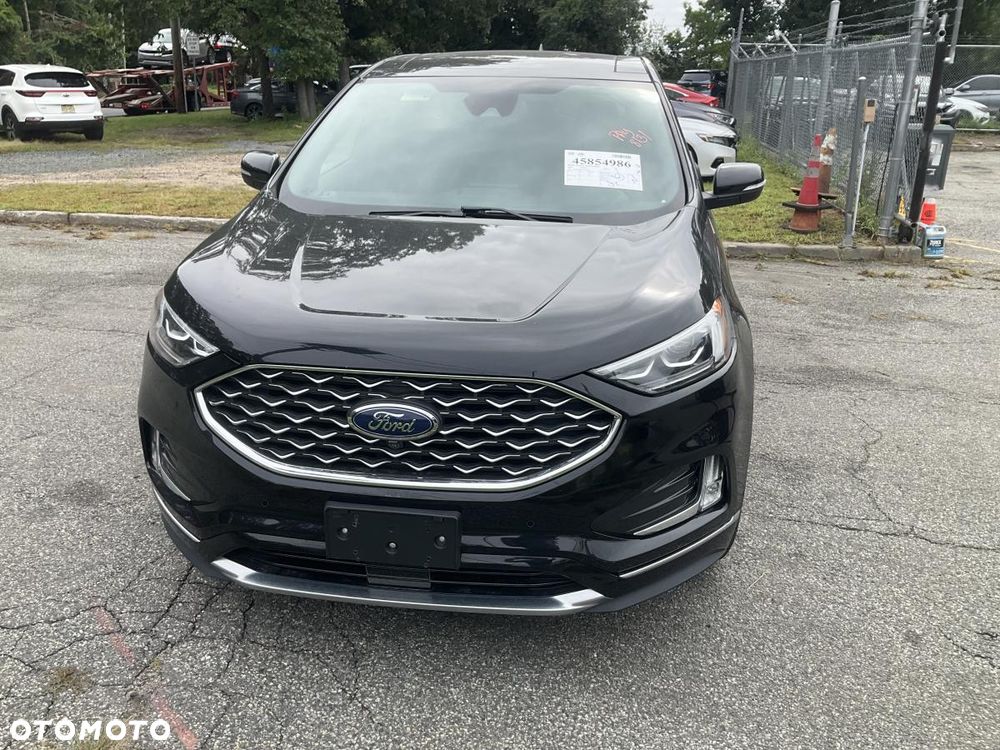 Ford Edge - 2