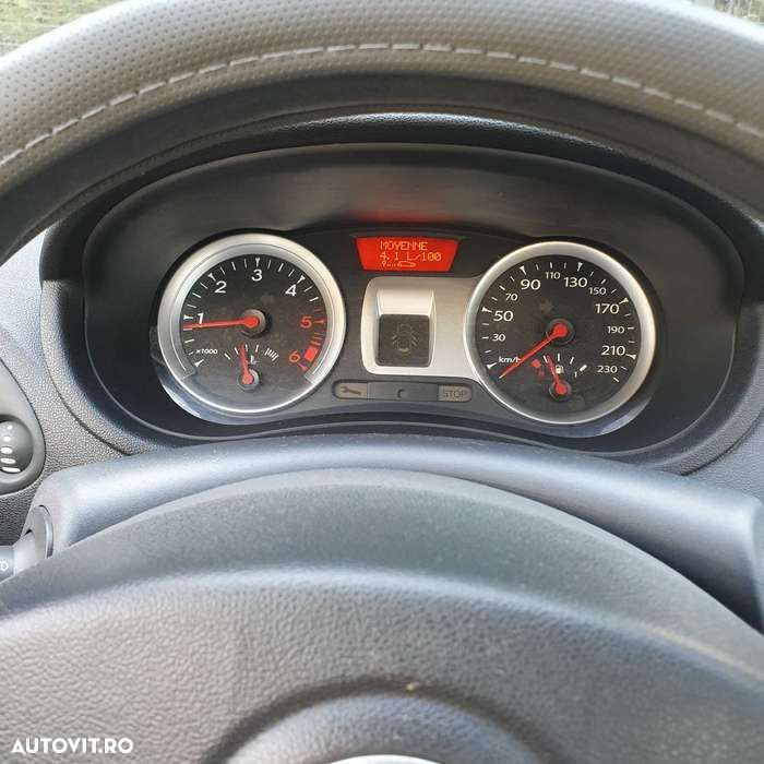 Renault Clio - 5