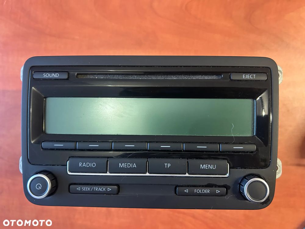 RADIO SAMOCHODOWE 5M0035186AA VOLKSWAGEN POLO - 1