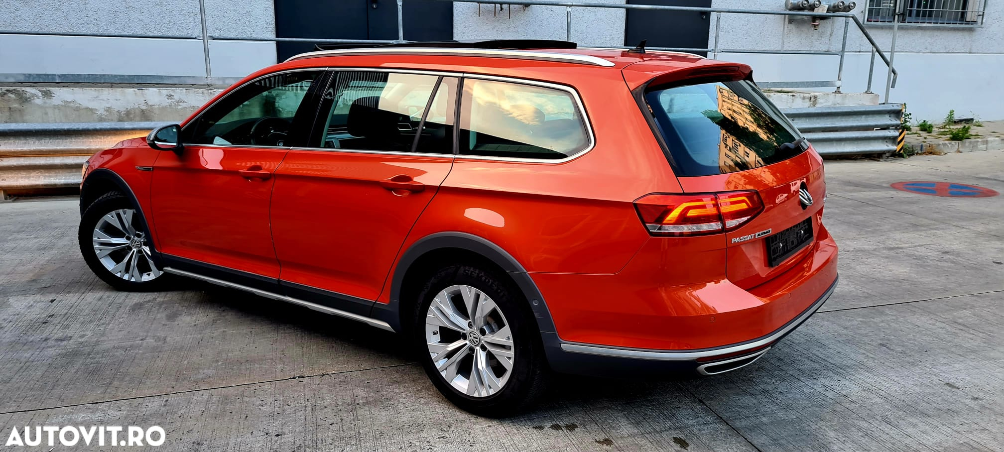 Volkswagen Passat Alltrack - 14