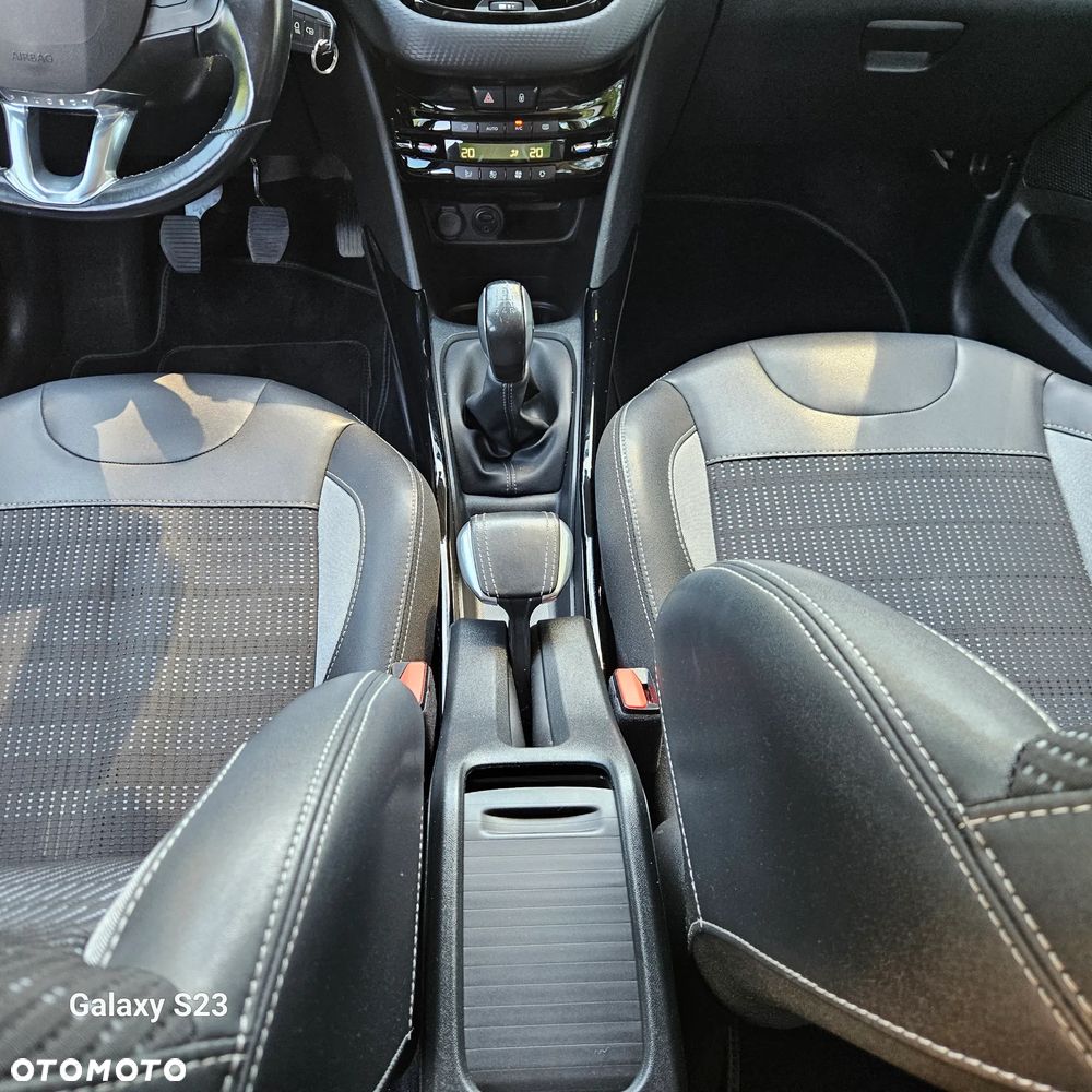 Peugeot 2008 PureTech 110 Stop&Start Urban Move - 24