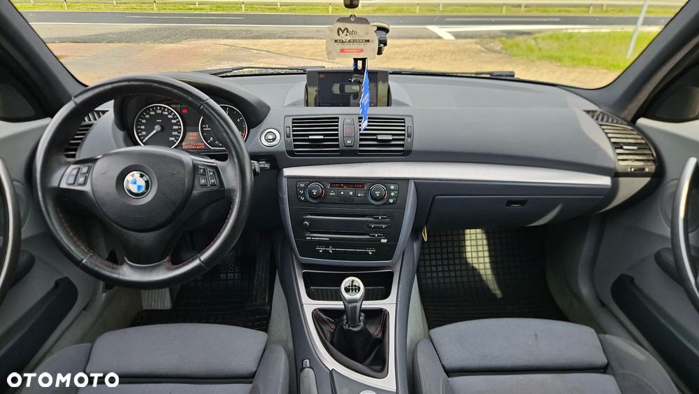 BMW Seria 1 118d - 6