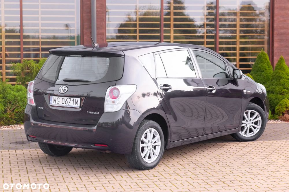 Toyota Verso 1.6 5-Sitzer Comfort - 9