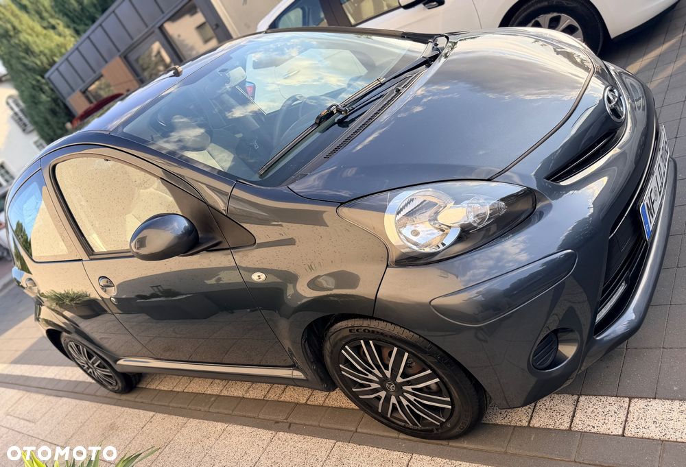 Toyota Aygo x-play - 6