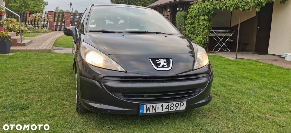 Peugeot 207 1.4 Presence Grand Prix - 19