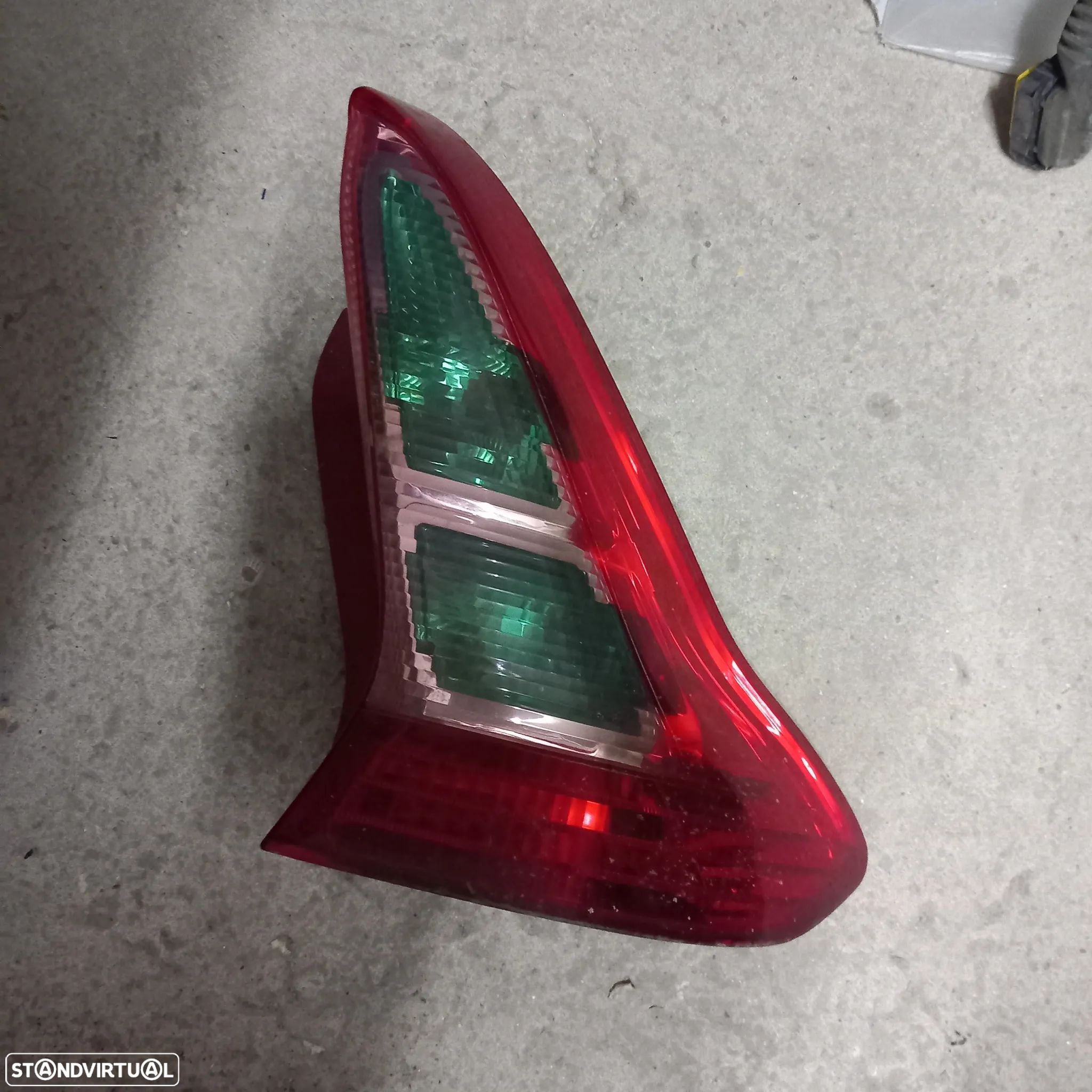 Farolin condutor citroen c4 - 1