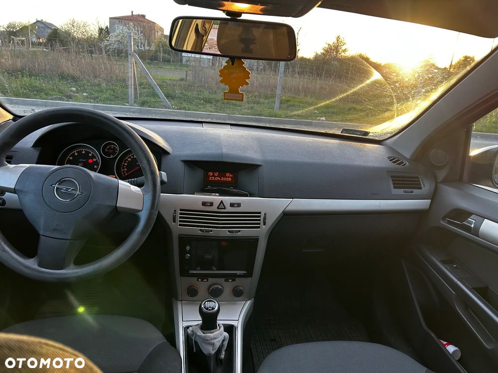 Opel Astra 1.8 Enjoy - 5