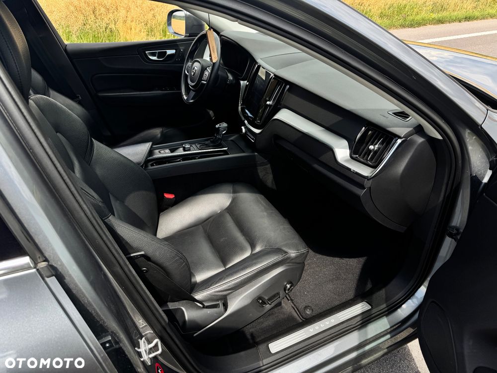 Volvo XC 60 T6 AWD Momentum - 14