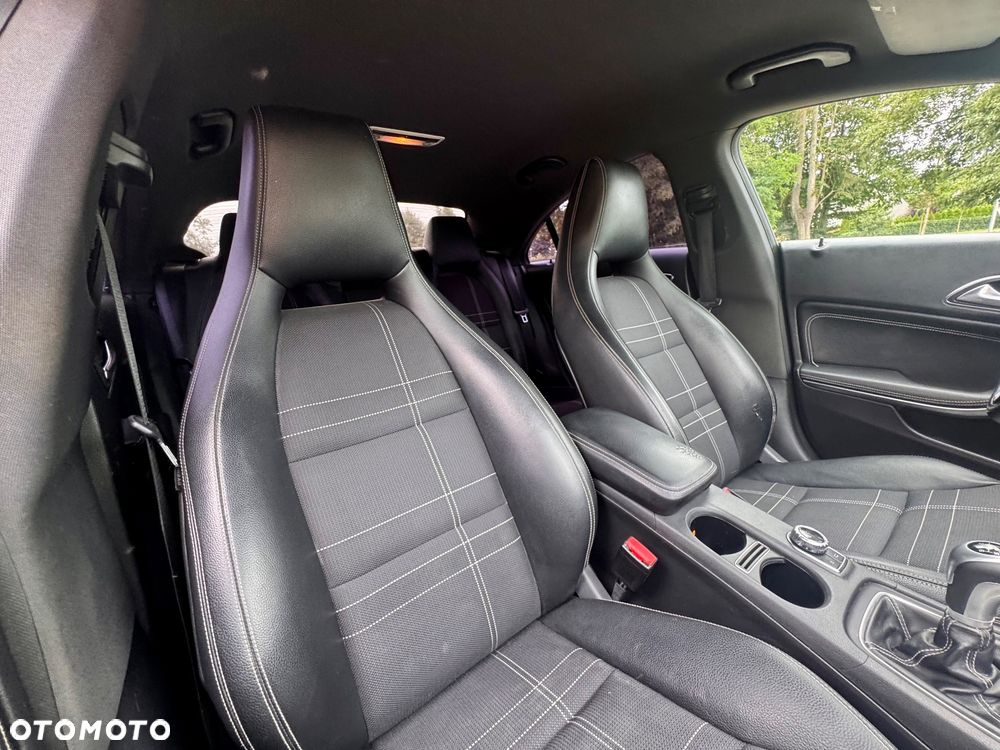 Mercedes-Benz CLA 200 AMG Line - 8