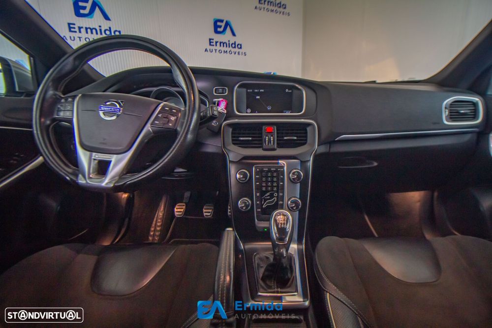 Volvo V40 1.6 D2 R-Design - 39