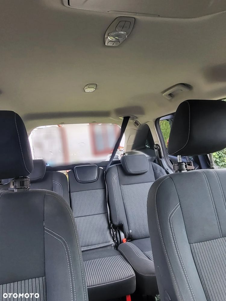 Ford C-MAX - 15
