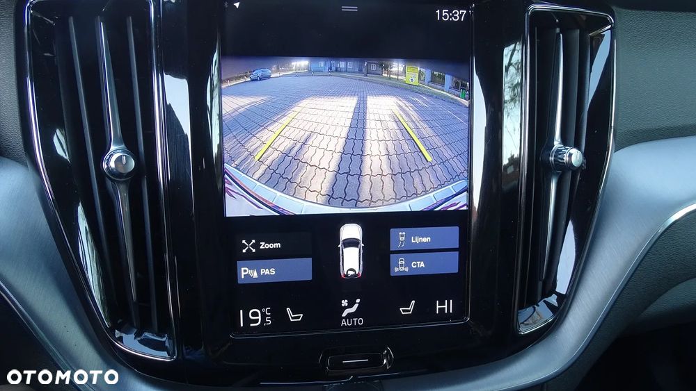 Volvo XC 60 B4 D AWD Geartronic Inscription - 24