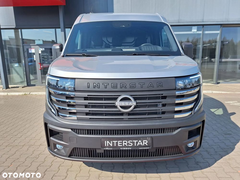 Nissan Interstar - 2