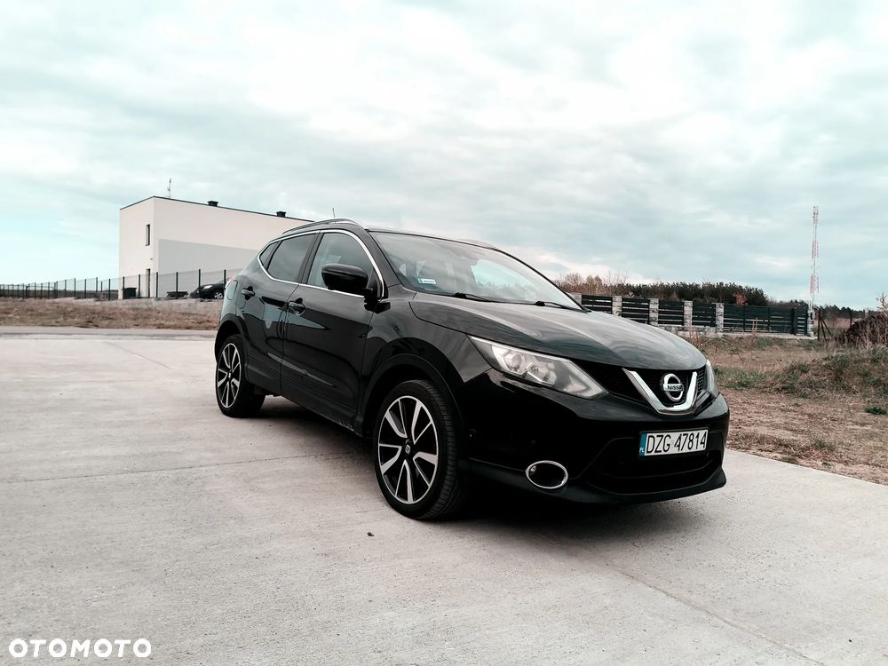 Nissan Qashqai 1.6 dCi 4 x 4 DPF Start/Stop tekna - 2