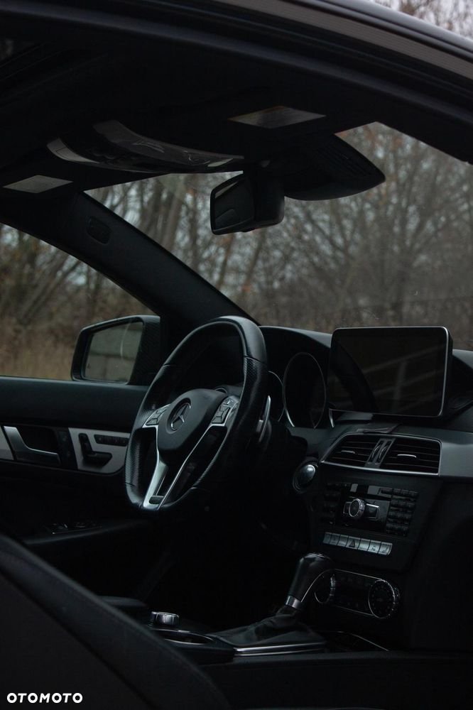 Mercedes-Benz Klasa C 63 AMG AMG SPEEDSHIFT MCT - 15