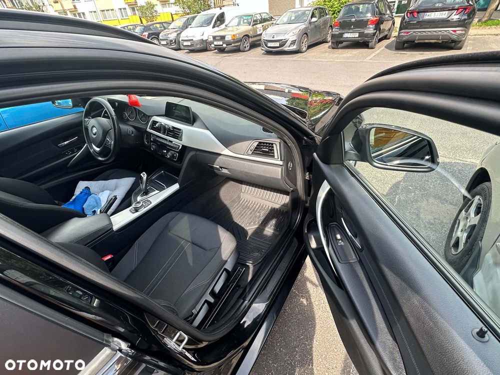 BMW Seria 3 320d xDrive - 6