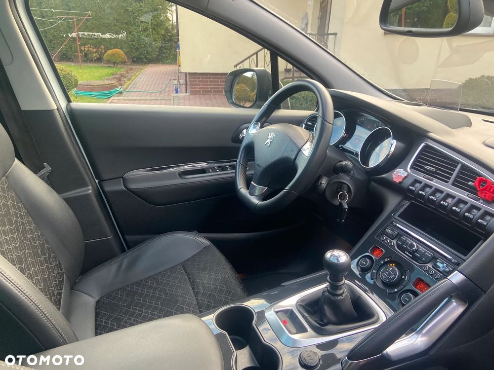 Peugeot 3008 155 THP Premium - 10