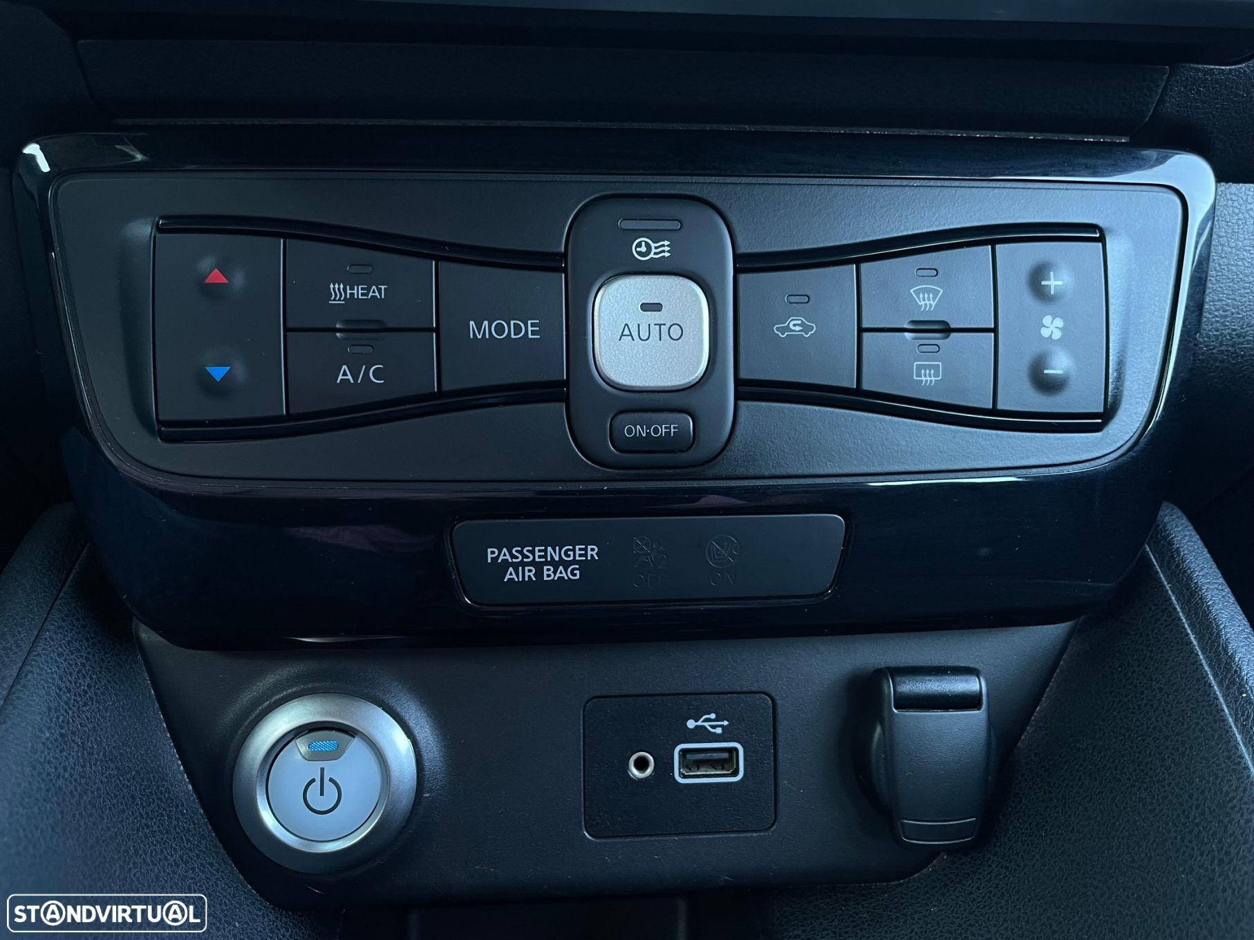 Nissan Leaf Acenta Access - 22