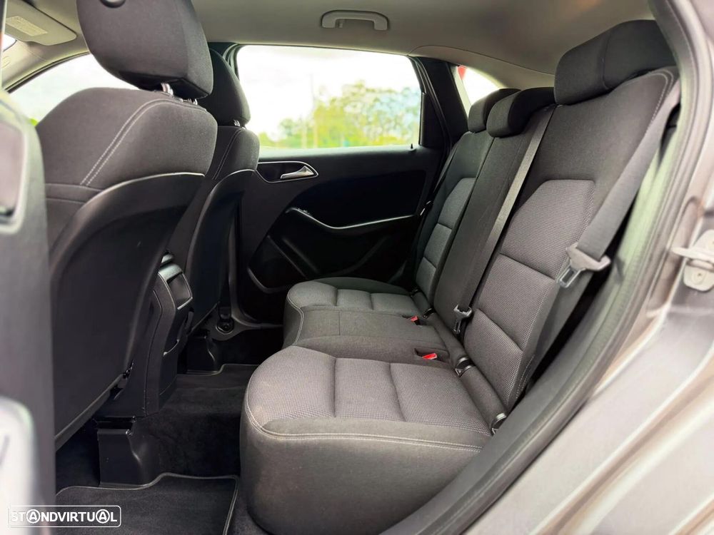 Mercedes-Benz B 180 CDI BlueEFFICIENCY Aut. - 16