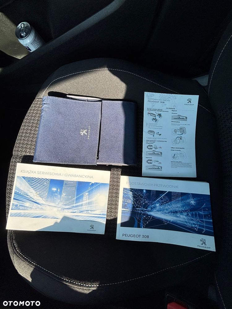 Peugeot 308 1.5 BlueHDi Allure S&S - 27