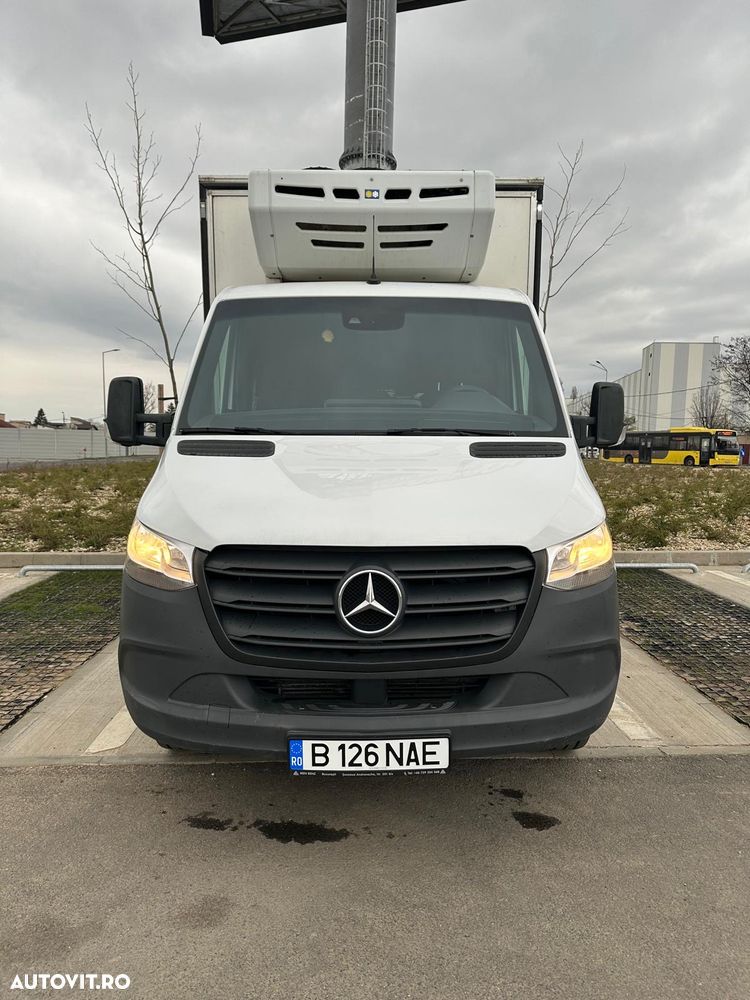 Mercedes-Benz Sprinter - 10