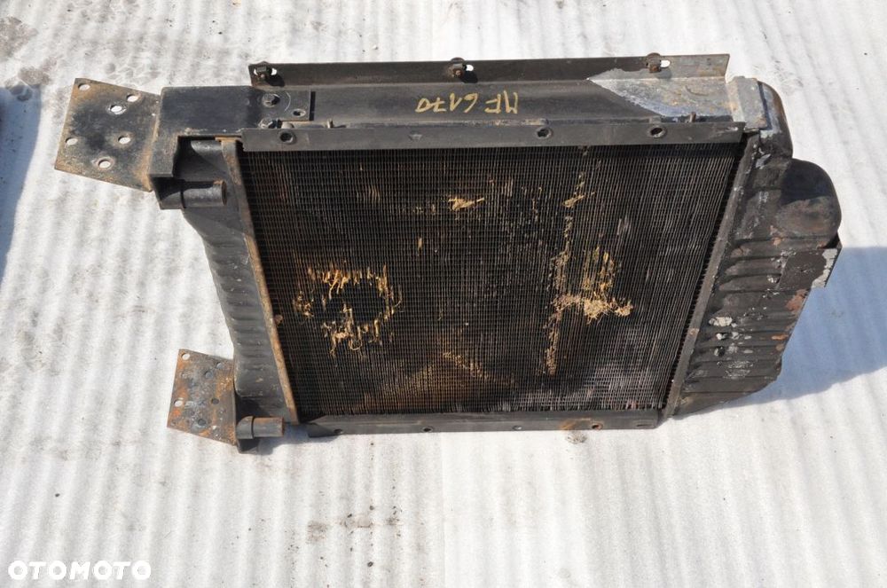 CHŁODNICA WODY MASSEY FERGUSON 6170 - 1