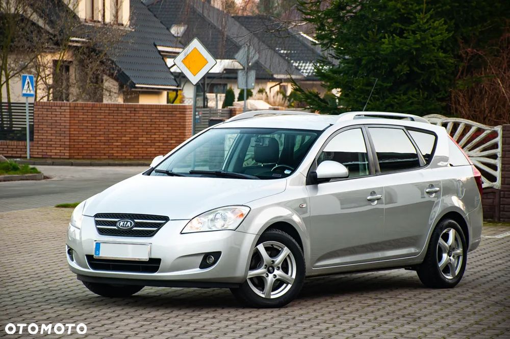 Kia Ceed 1.4 CVVT LX - 27