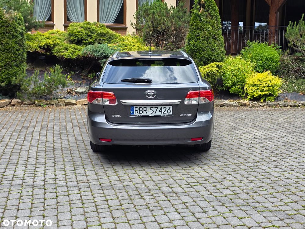 Toyota Avensis 2.0 D-4D Edition - 6