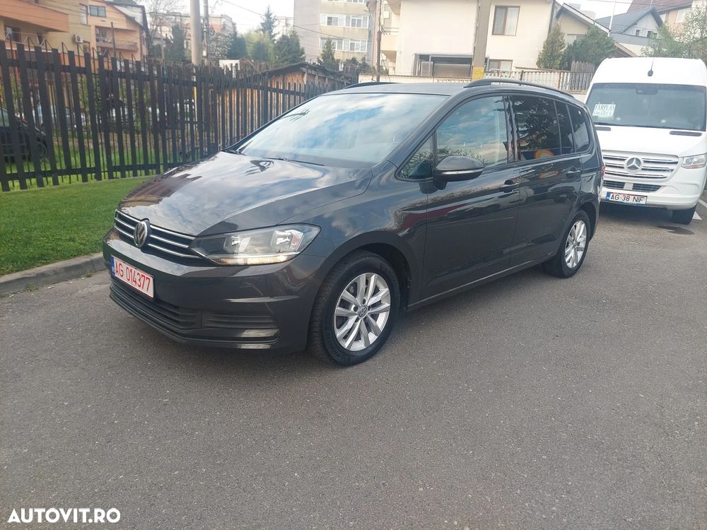 Volkswagen Touran - 2