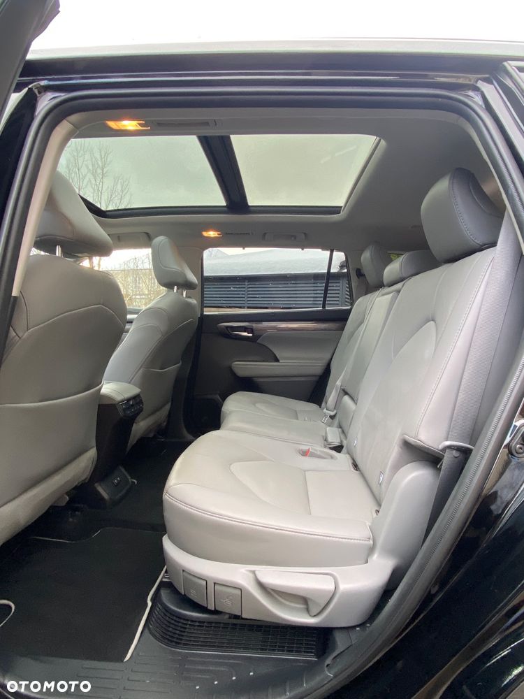 Toyota Highlander 2.5 Hybrid Executive Style - 31
