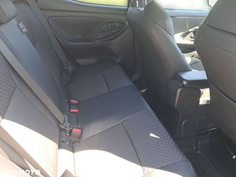 Toyota Yaris Hybrid 1.5 Executive - 12
