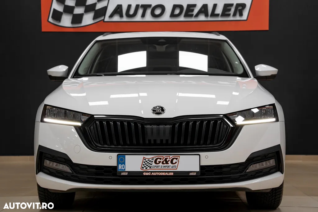 Skoda Octavia Combi 2.0 TDI DSG Ambition - 17