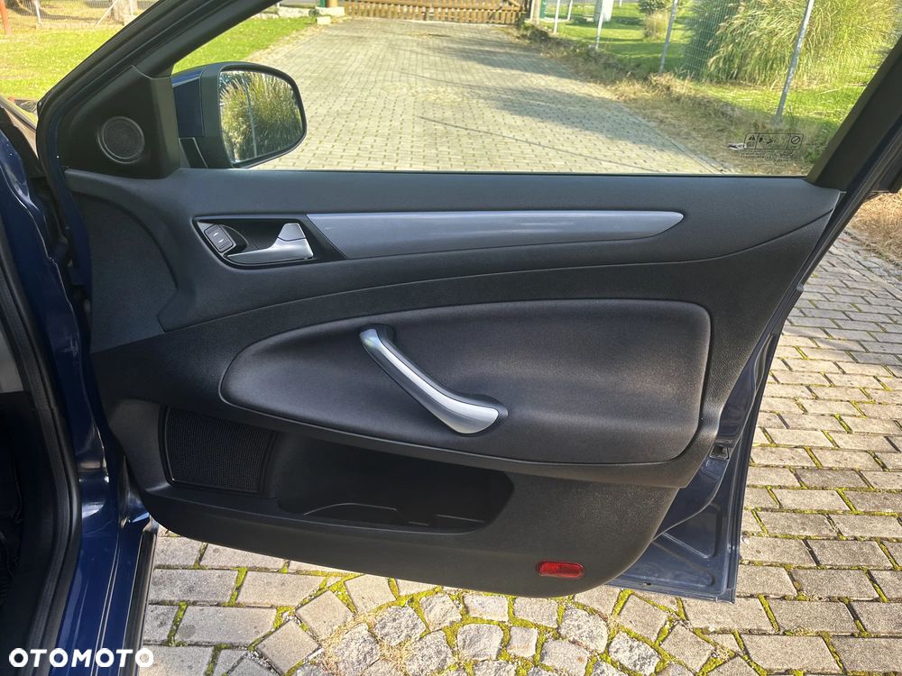 Ford Mondeo 2.0 Gold X Plus - 35