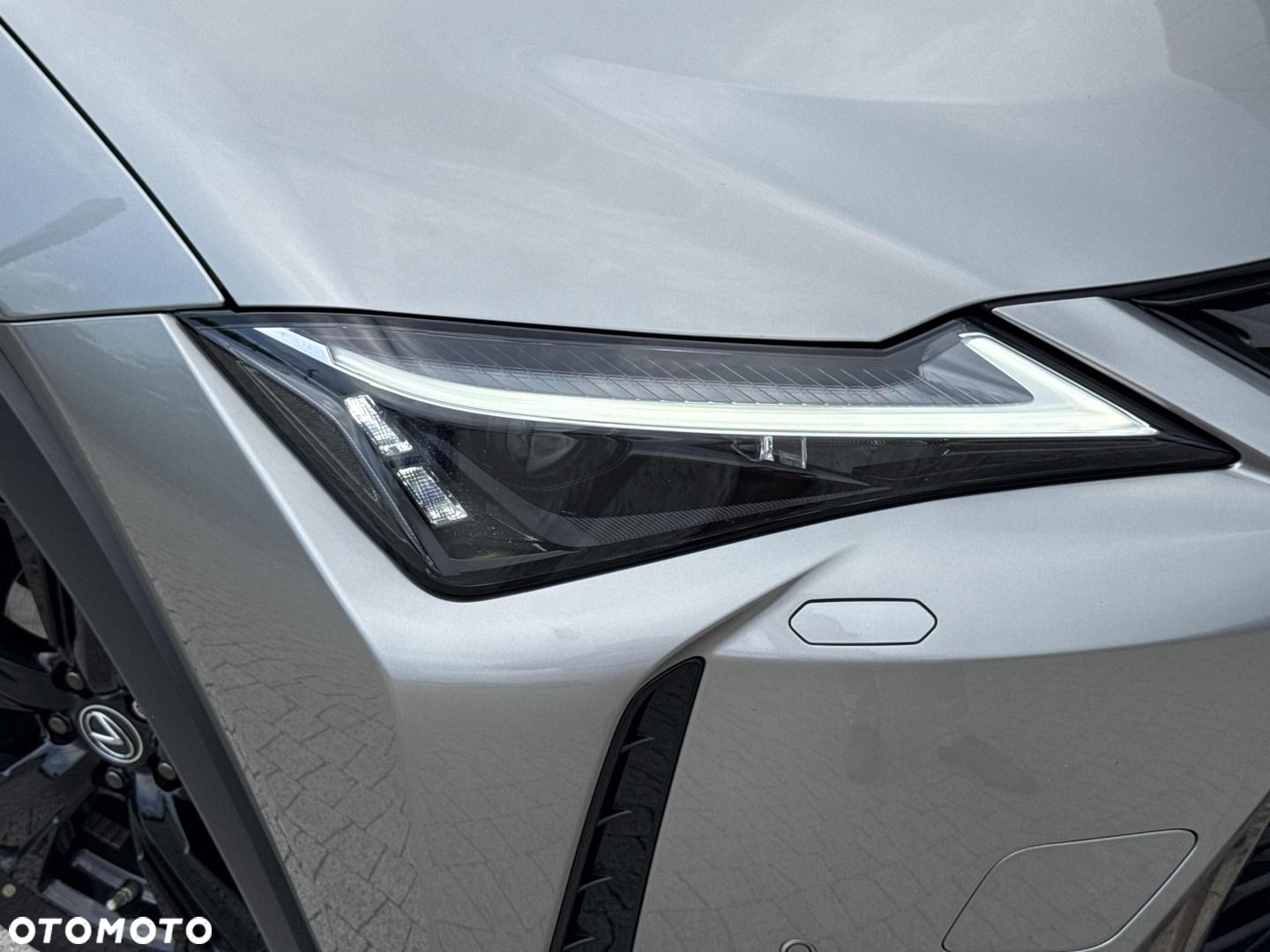 Lexus UX - 28