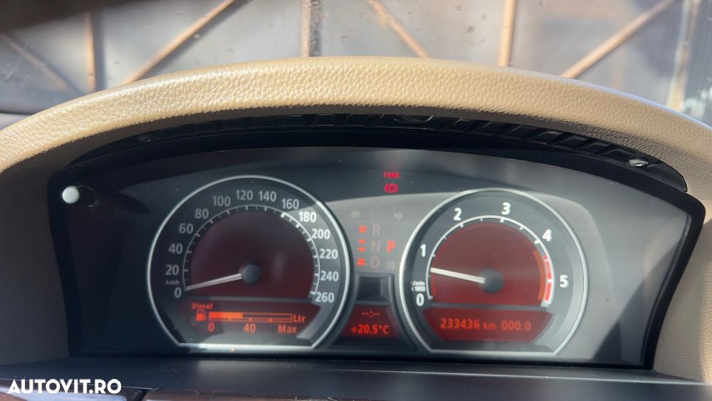 BMW Seria 7 - 15