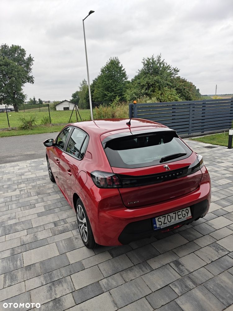 Peugeot 208 - 3