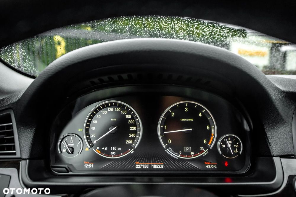 BMW Seria 5 530d Sport-Aut Luxury Line - 21