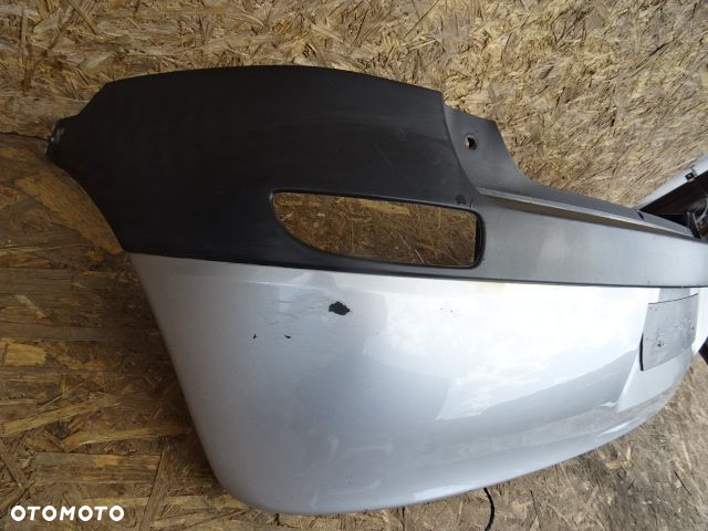 ZDERZAK TYŁ TYLNY OPEL CORSA C HB 3D LAK: Z157 NR136 - 2