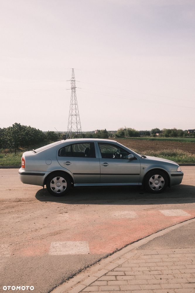 Skoda Octavia 1.9 TDI Tour - 11