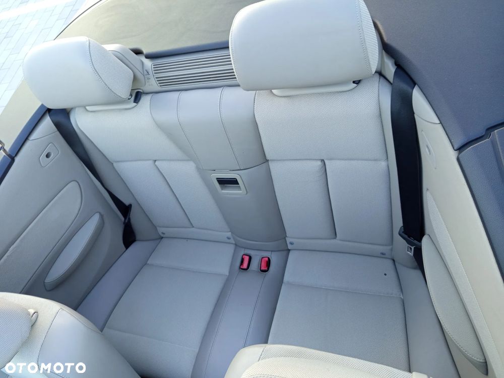 BMW Seria 1 118i Cabrio - 30