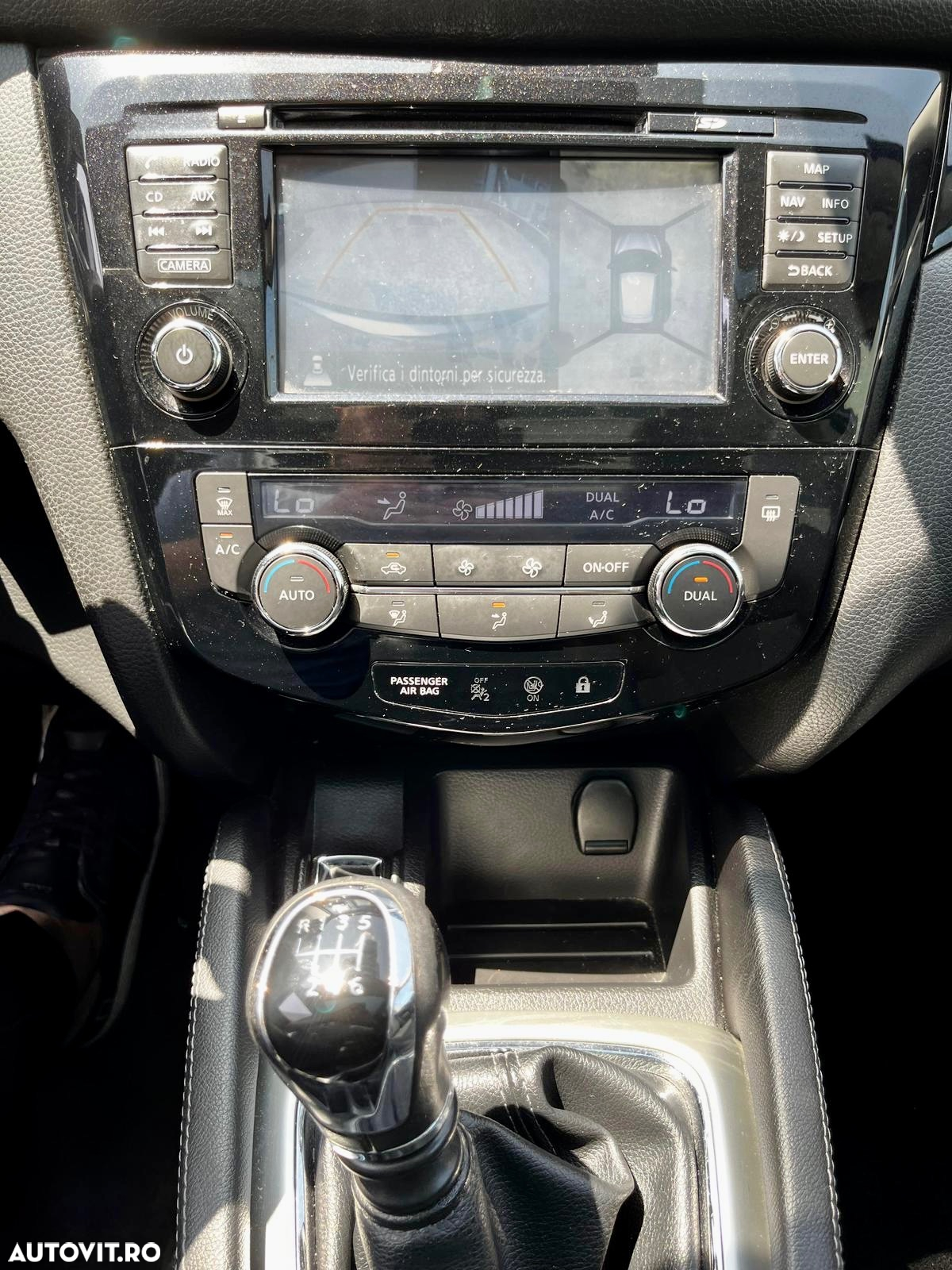 Nissan Qashqai 1.5 DCI Start/Stop Tekna - 8