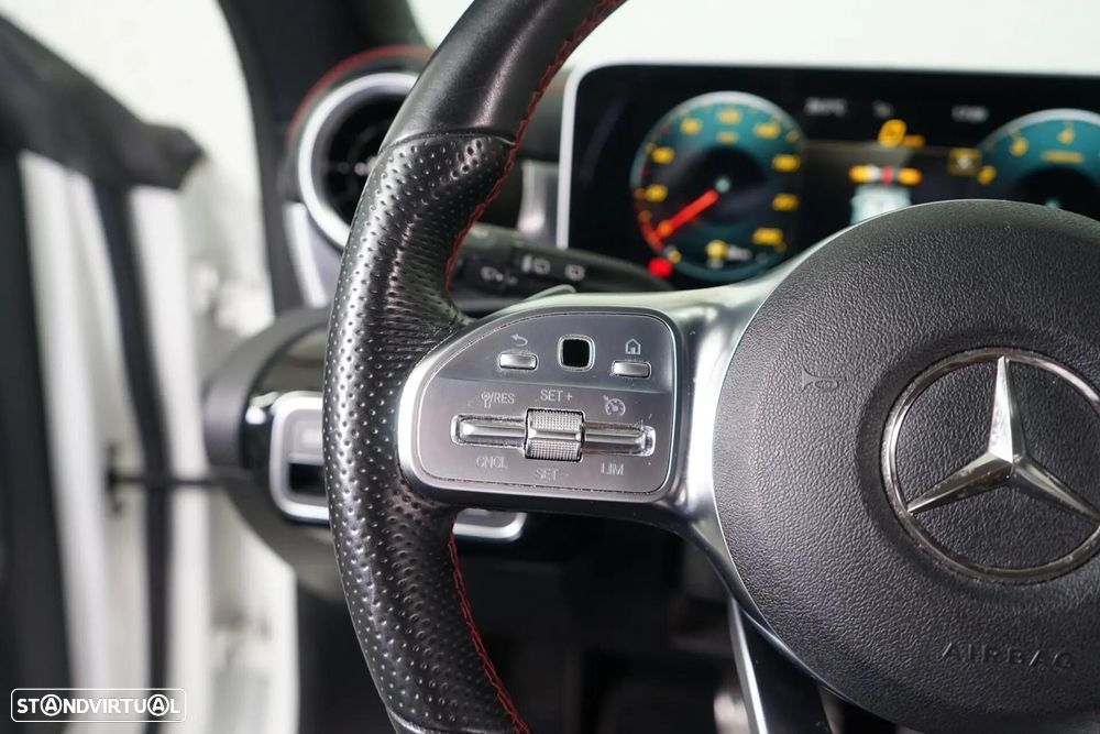 Mercedes-Benz CLA 180 7G-DCT AMG Line - 22