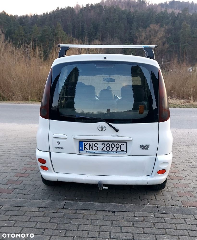 Toyota Yaris Verso 1.4 D-4D Sol - 4
