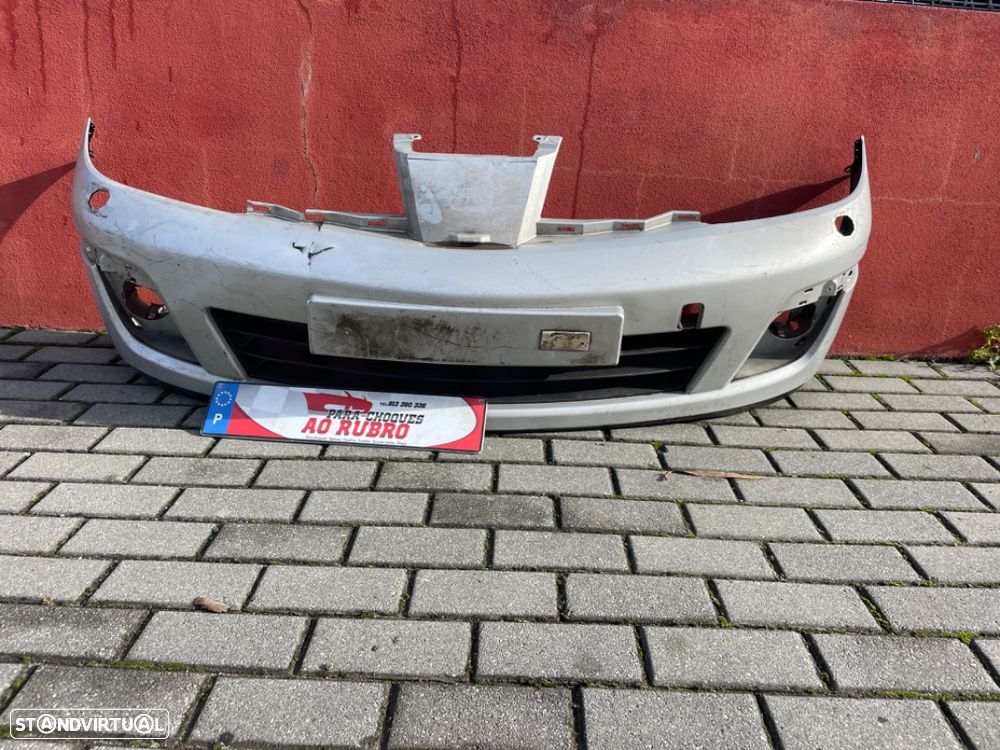 Parachoque nissan tiida 2006-2010 - 1