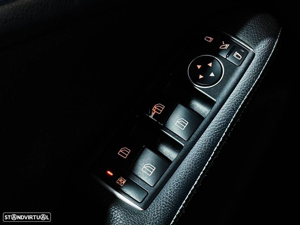 Mercedes-Benz B 180 d Urban - 48