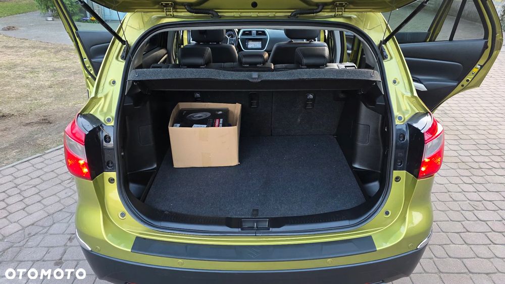 Suzuki SX4 S-Cross 1.6 DDiS Allgrip Comfort - 36