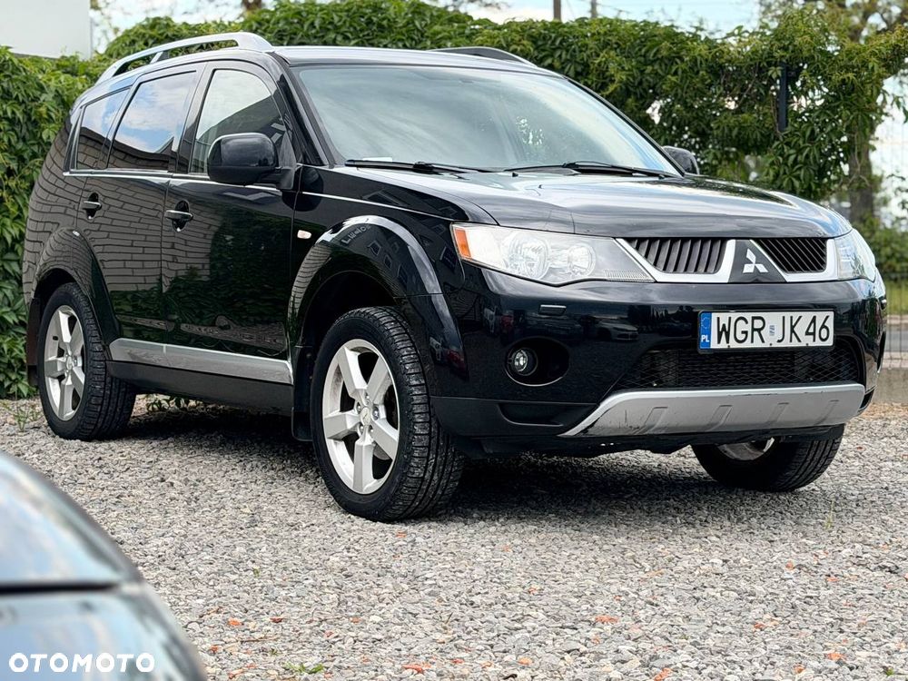 Mitsubishi Outlander 2.0 DID Intense + - 1