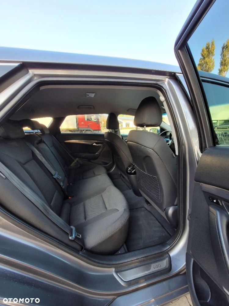 Hyundai i40 i40cw 2.0 Premium - 16