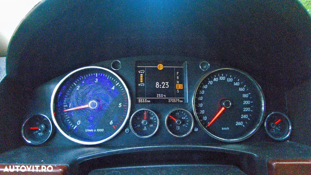 Volkswagen Touareg 2.5 TDI R5 Aut. - 14